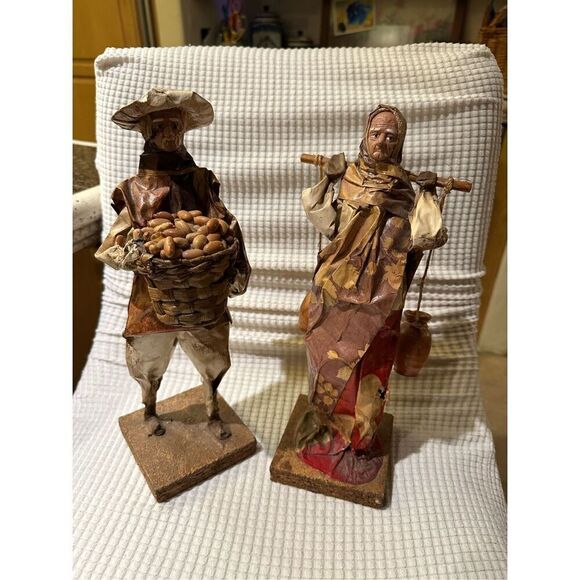 Vintage pair of statues - Picture 1 of 9
